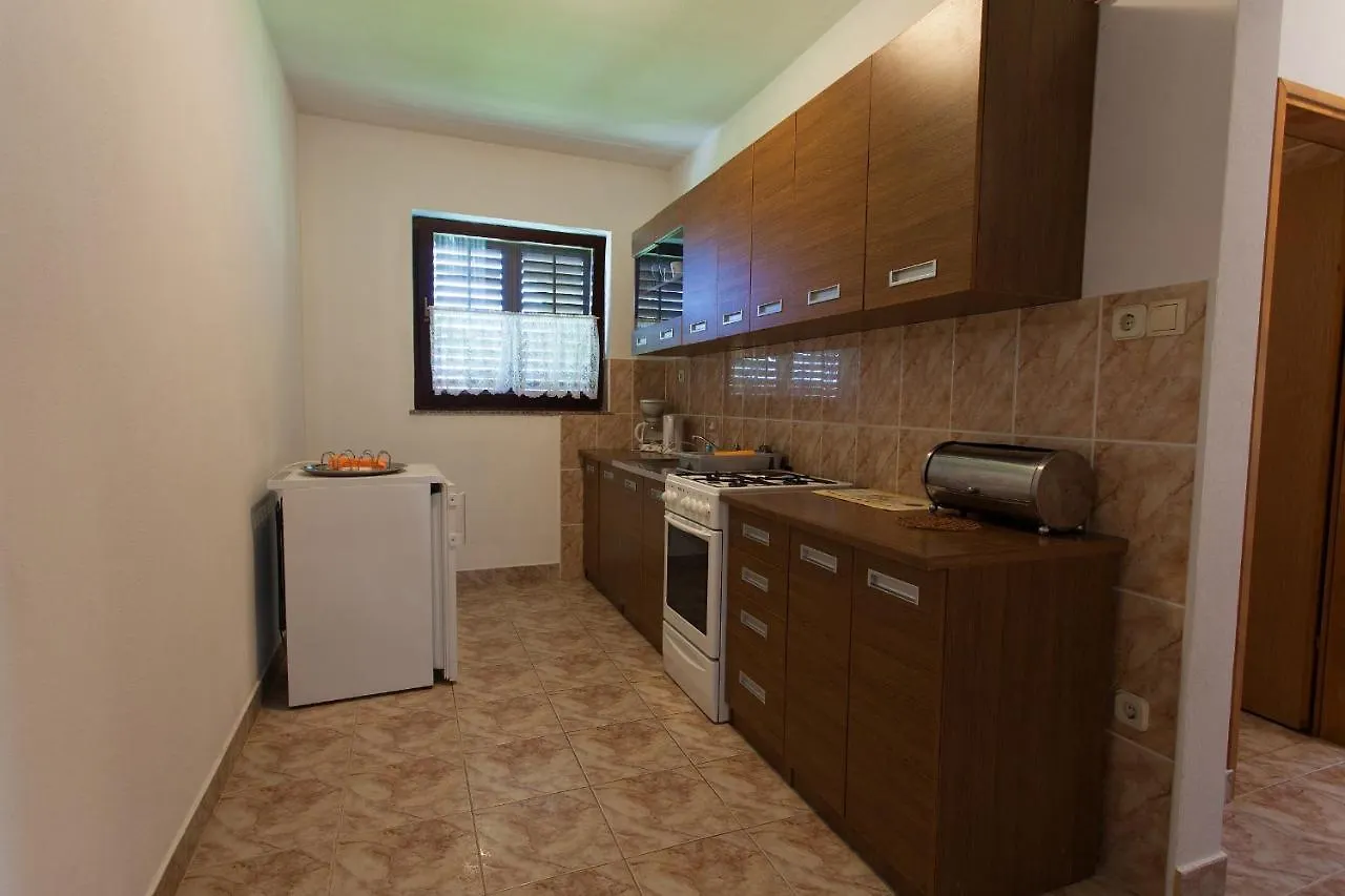Apartments Draga Vantacici 0*,  Croatia